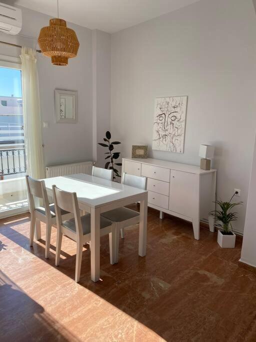 Peter'S House Apartment Tinos Bagian luar foto