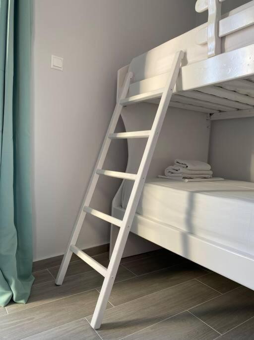 Peter'S House Apartment Tinos Bagian luar foto