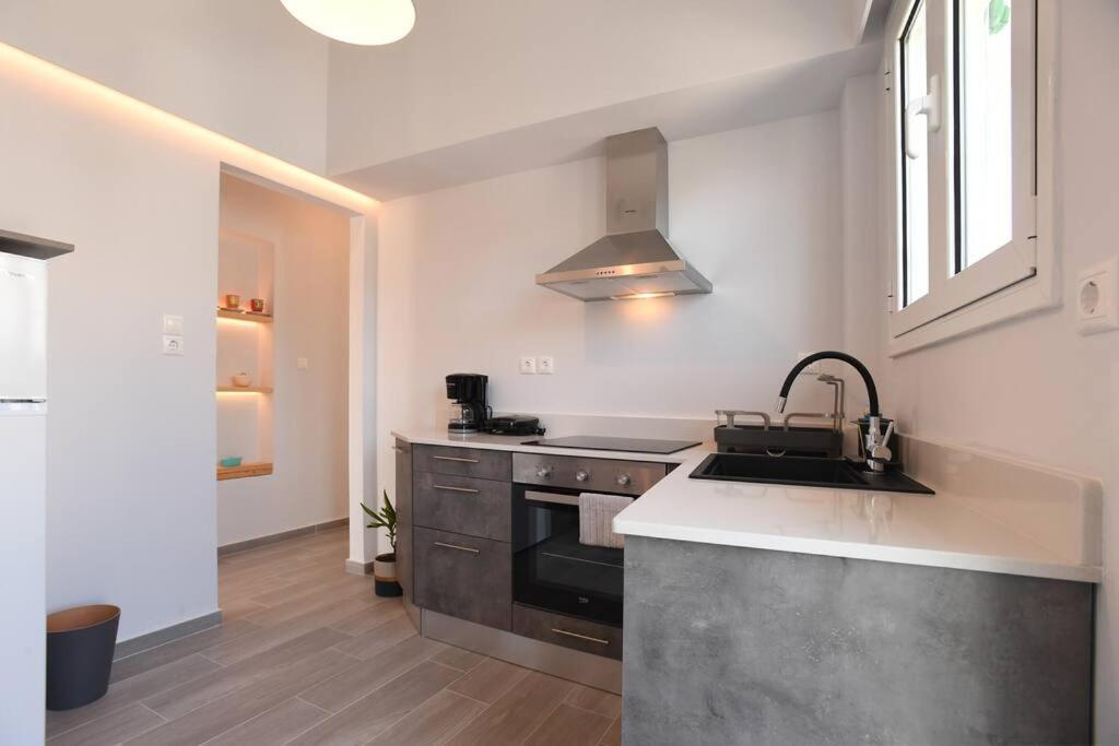 Peter'S House Apartment Tinos Bagian luar foto